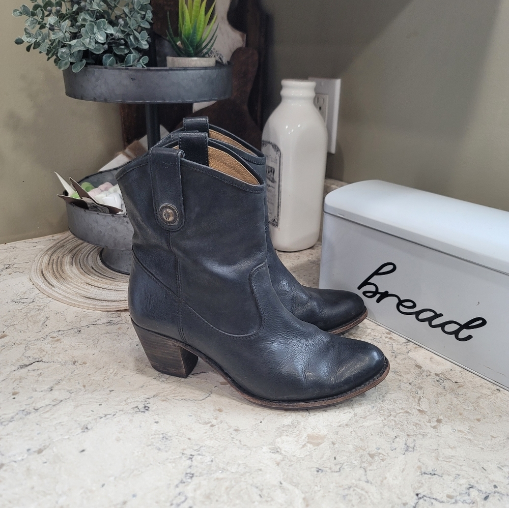 Frye booties